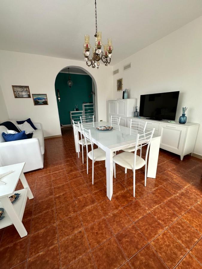 Residenza M.e.m. La Maddalena Apartment La Maddalena (Sassari)